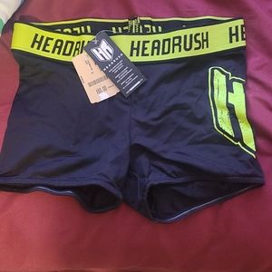 Headrush shorts